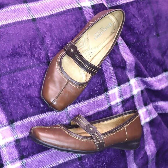 BROWN MARY JANE FLATS 6.5 Naturalizer Dark Academia Office Work Classic Basic - Picture 1 of 12